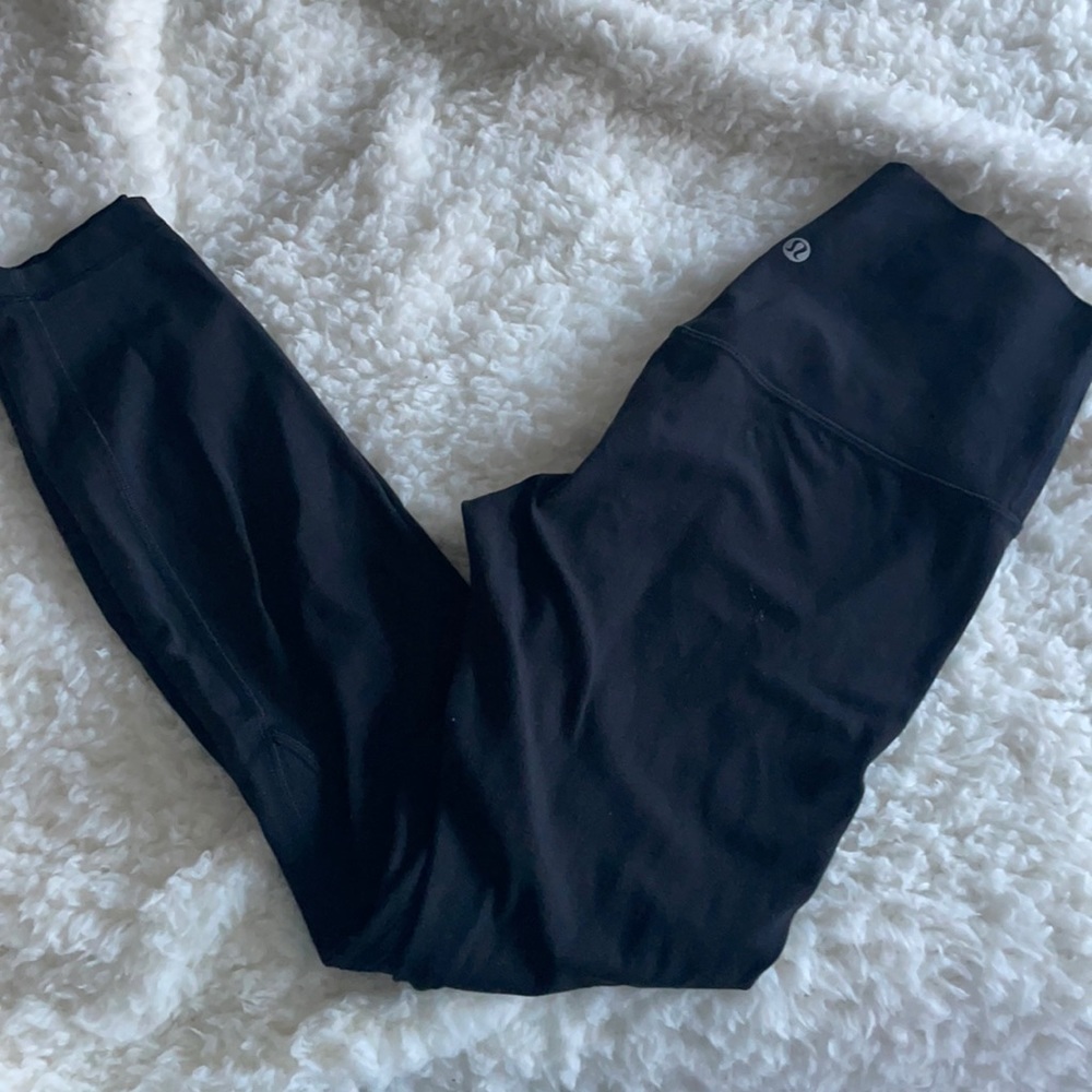 Lululemon Aligns 25”